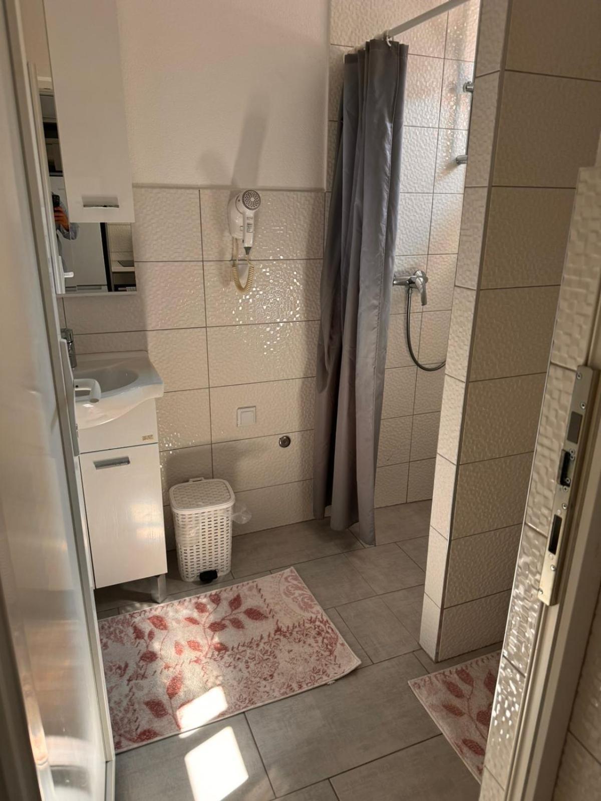 Deluxe Apartment *