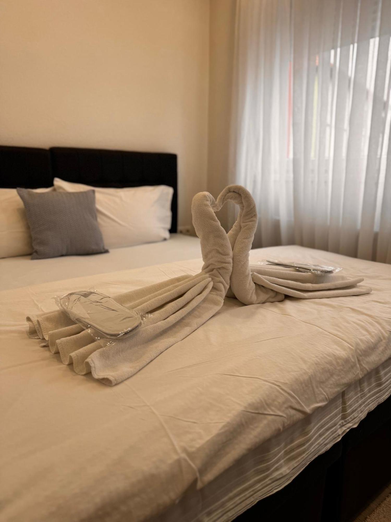 Deluxe Apartment *