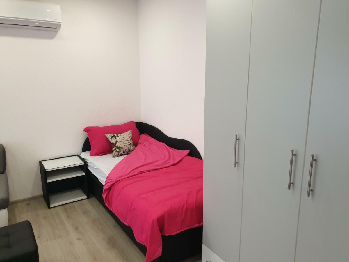Deluxe Apartment *